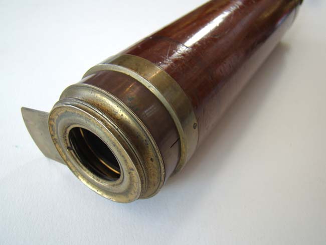 A 19th century Three-Draw Telescope signed EDWARD WRENCH, 6 Gray's Inn Terrace, London, circa 1839-1852. — image 3